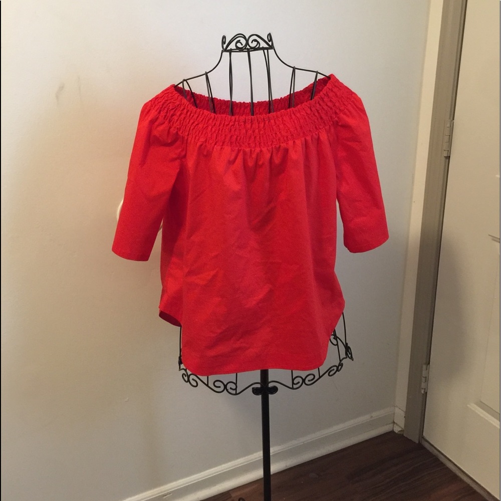 Red New York and Company size large blouse